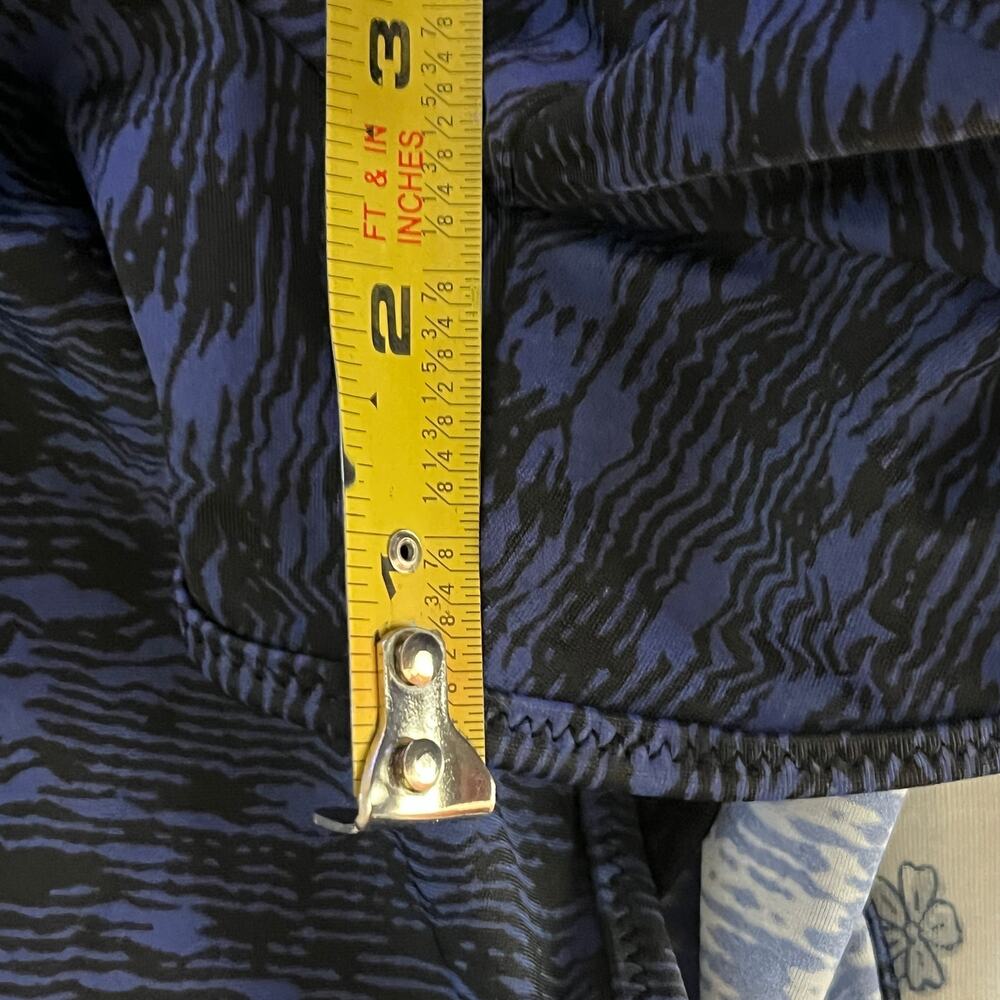 Athleta Surge Swim Short Geo Print Athleisure Women Navy Medium - Picture 9 of 10